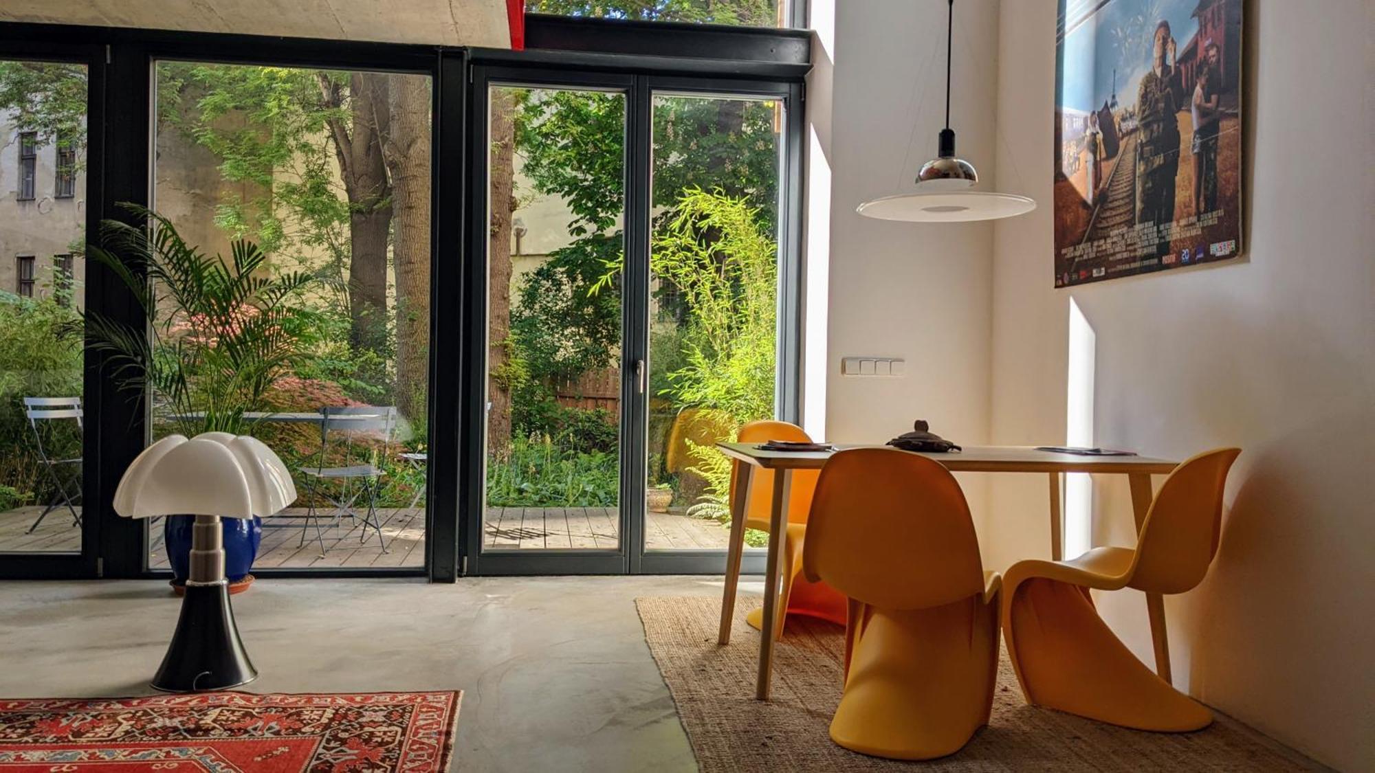 Romantic And Atypical Apartments In Prague'S Montmartre Exteriér fotografie